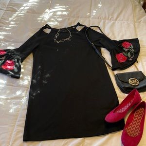 Black dress with flower embroidery